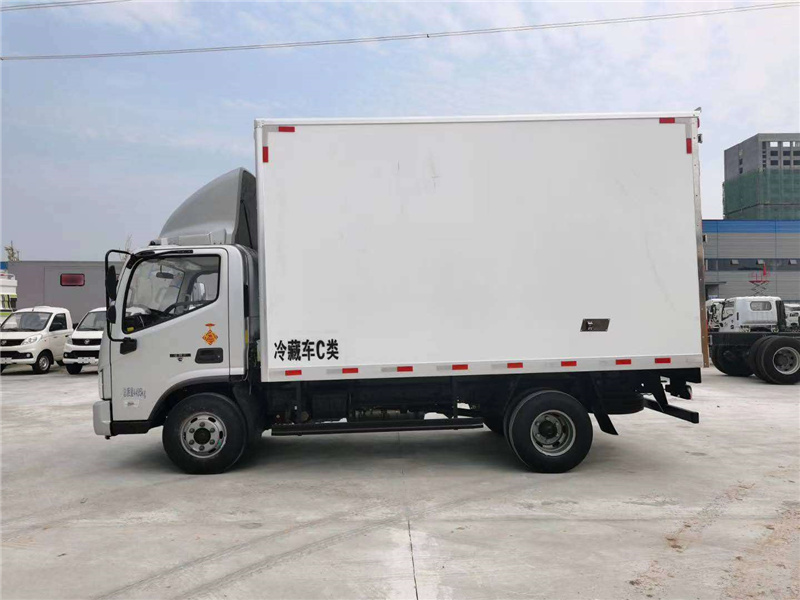 國(guó)六福田歐馬可S3冷藏車(chē)156馬力